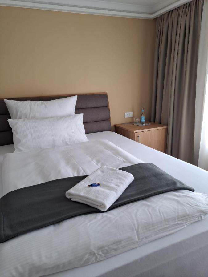 Hotel Rhin Inn Fehrbellin Zewnętrze zdjęcie